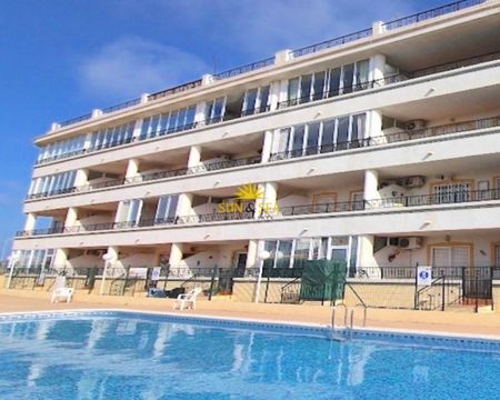 APARTMENT FOR RENT IN PRIVATE RESIDENTIAL IN ORIHUELA COSTA - ALICANTE - Photo 3