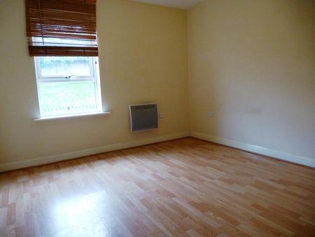 Magdalene Gardens, ., Whetstone - Photo 5