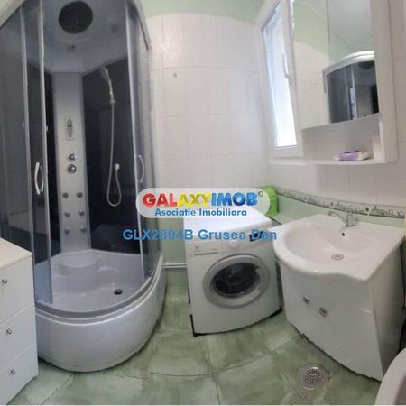 eroii revolutiei | 2 camere | metrou | - Fotografie 4