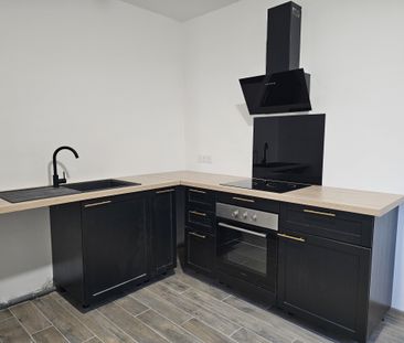 Location Appartement 2 pièces 47m² VITROLLES 13127 - Photo 4