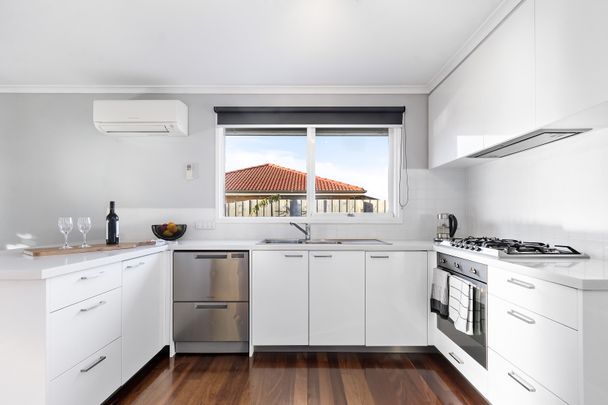 8/406-407 Station Street, Bonbeach VIC 3196 - Apartment For Rent | Domain - Photo 1