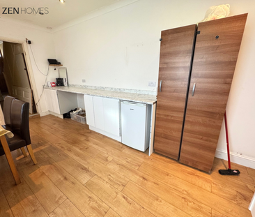 1 bedroom in a house share to rent - Photo 6