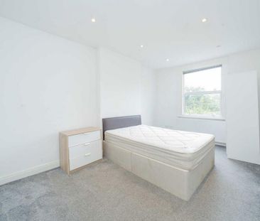 3 bedroom flat to rent - Photo 5