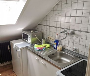 Idyllische Dachgeschosswohnung in ruhiger Lage von Troisdorf-Spich - Photo 1