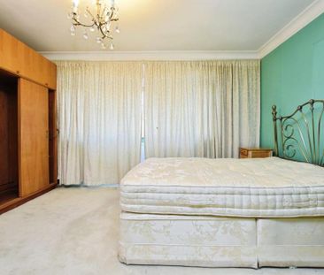 4 bedroom chalet to rent - Photo 3