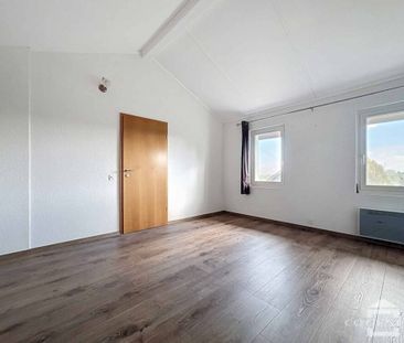 Maison de village individuelle rénovée à Essertines-sur-Rolle - Photo 5