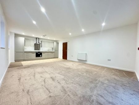 2 bedroom flat to rent - Photo 2