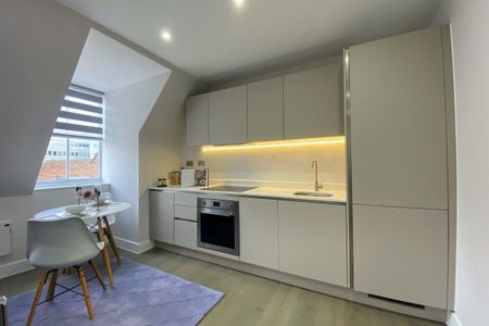 Moulsham Street - Photo 5