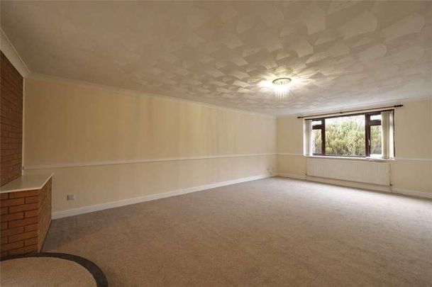 Lilac Drive, Lakenheath, Brandon, Suffolk, IP27 - Photo 1