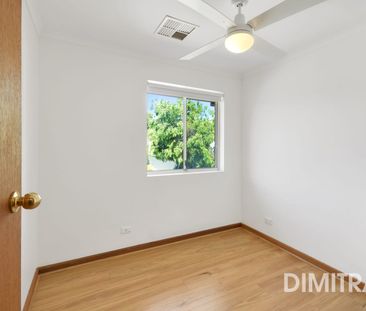Updated, City Fringe 3 BEDROOM TOWNHOUSE - Photo 2