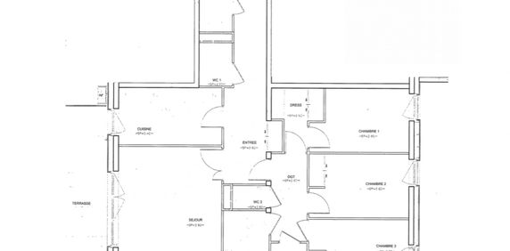 Location Appartement 4 pièces 108m² REIMS 51100 - Photo 2