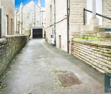 1 bedroom in a house share to rent - Photo 6