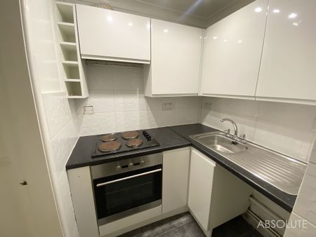 1 bed apartment to rent in New Road, Seaway Court New Road, TQ5 - Photo 3