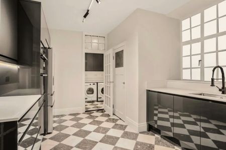 St Mary Abbots Court, Warwick Gardens, Kensington, London, W14 - Photo 4