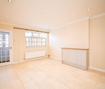 Kale Close, CH48 3LE, West Kirby - Photo 2