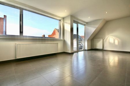 Duplex appartement met 3 slpk, balkon en garage voor 815 EUR/mnd - Photo 3