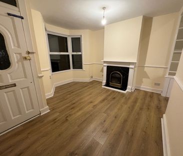 40 Salisbury Road, Northfleet, Kent, DA11 7DE - Photo 4