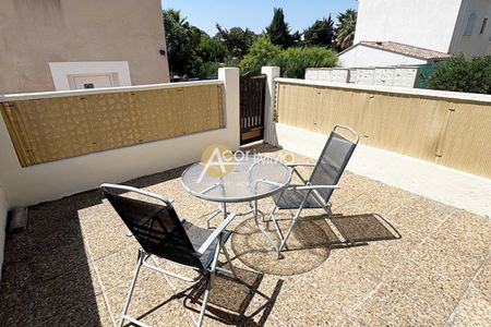 A Sanary, charmante villa-club avec terrasse et pkg privé - Photo 5