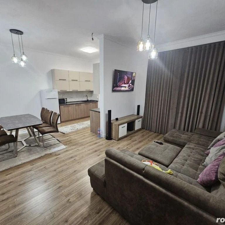 2 camere in zona Buziasului - Fotografie 1