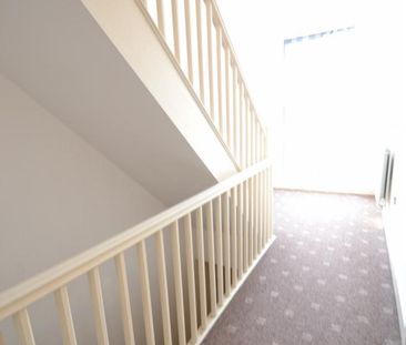 3 bedroom townhouse to rent - Photo 6