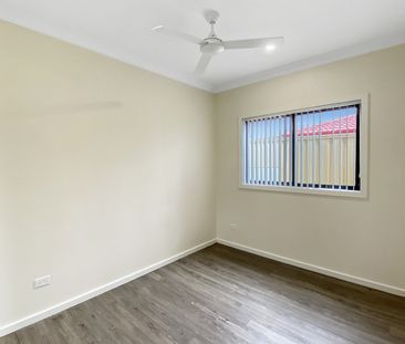 35a Beverly Place, Plumpton NSW 2761 - House For Rent | Domain - Photo 2