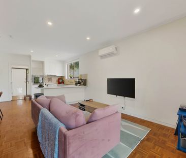 2/29 Taylor Street, Fitzroy North VIC 3068 - Townhouse For Rent | D... - Photo 3