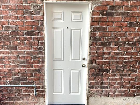 For Lease - 3266 MINTWOOD Circle Unit# STUDIO BASEMENT, Oakville, Ontario - Photo 1