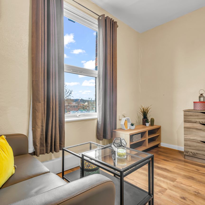 98 Burley Road Leeds - LS3 1JP - Photo 1