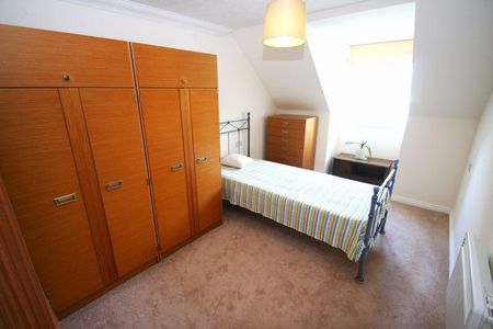 2 bedroom retirement property to rent - Photo 5