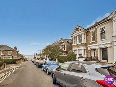 Avenue Road, Leigh on Sea - Photo 3