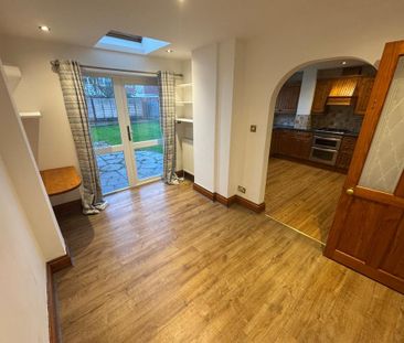 3 bedroom semi-detached house to rent - Photo 4