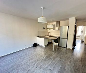 Location Appartement 2 pièces 36m² TOULON 83000 - Photo 2