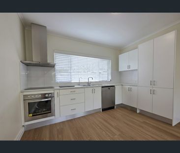 Easy Living in Welland! - Photo 5