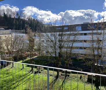 Gemütliche, neu renovierte 2,5 Zimmer-Wohnung in zentrumsnaher Lage... - Foto 1