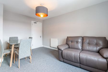 2350L Alan Breck Gardens, Edinburgh, EH4 7HU - Photo 5