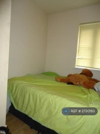 3 bedroom detached house to rent - Photo 2