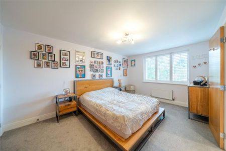 5 bedroom detached house to rent - Photo 4