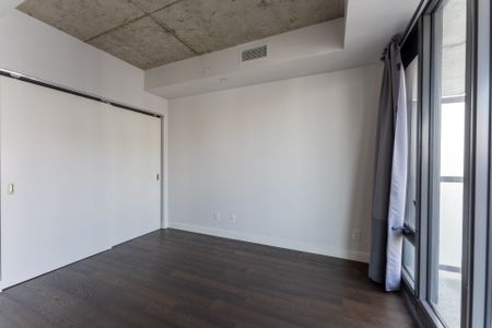 For Lease - 111 Bathurst Street Unit# 1515, Toronto, Ontario - Photo 3