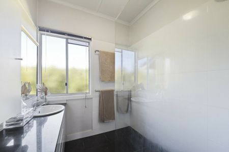 29 Oliver Street, Kedron QLD, Belconnen - Photo 5
