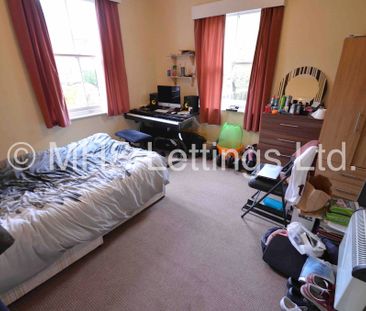 22 Regent Park Avenue, Leeds, LS6 2AU - Photo 5