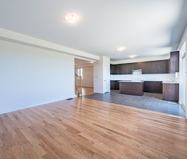 For Lease - 65 Brethet Heights, New Tecumseth, Ontario - Photo 2