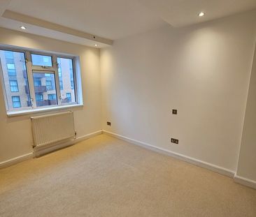 2 Bed Maisonette, Glendun Court, W3 - Photo 4