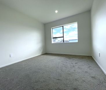 Recently Renovated 3-Bedrooms Home in Quiet Sunnyhills Cul-de-Sac - Photo 4