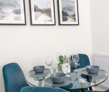 3 bedroom terraced house to rent - Photo 3