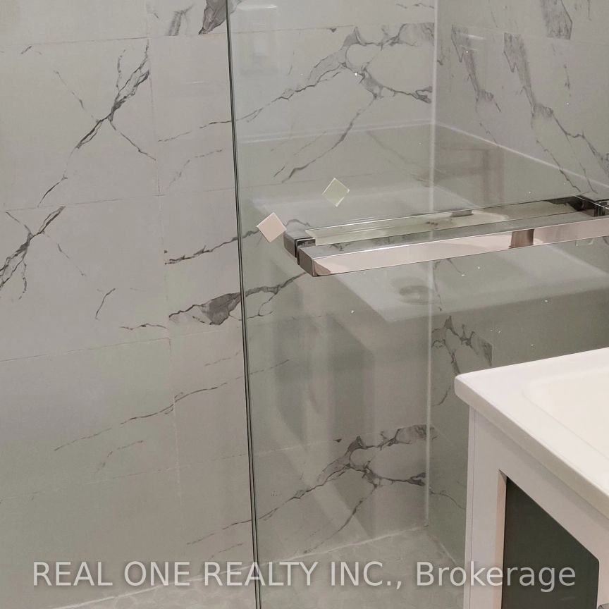 9 Lisburn Crescent #Basement - Photo 1