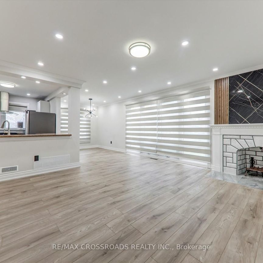 Main floor 2 Tangmere Road - Photo 1