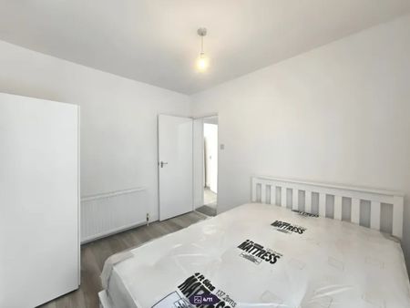 2 Bed Flat, Asplins Road, N17 - Photo 3
