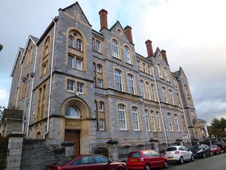 2 bedroom flat to rent - Photo 4