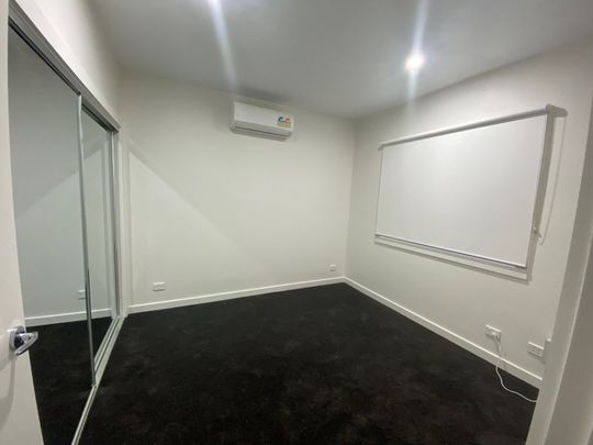 4/9 Harbury Street, Reservoir VIC 3073 - Photo 1