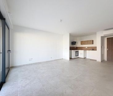 Location Appartement 2 pièces 42m² AJACCIO 20000 - Photo 1
